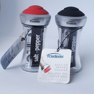 Trudeau Pop-up Lid Salt & Pepper Shaker Set - Red and Black